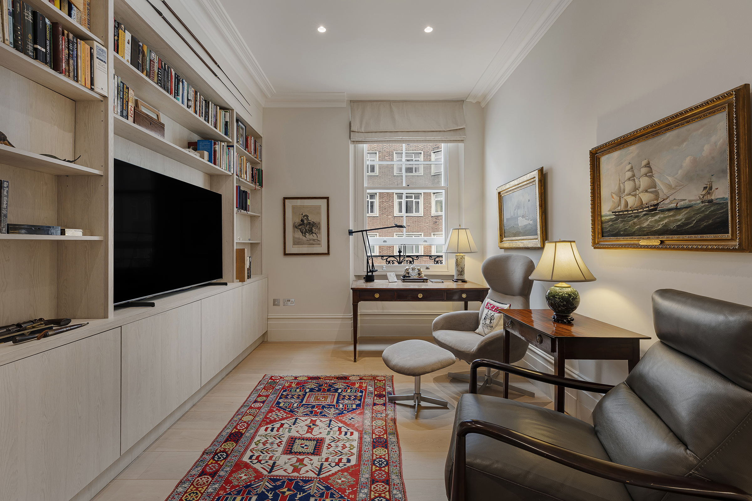  A Generous Three-Bedroom Apartment in Ennismore Gardens - 物件實景