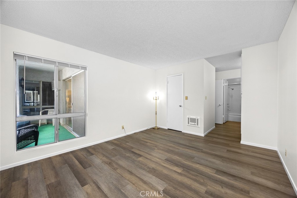 Pasadena, California, 91101, United States, 2 Bedrooms Bedrooms, ,1 BathroomBathrooms,Residential,For Sale,2002263