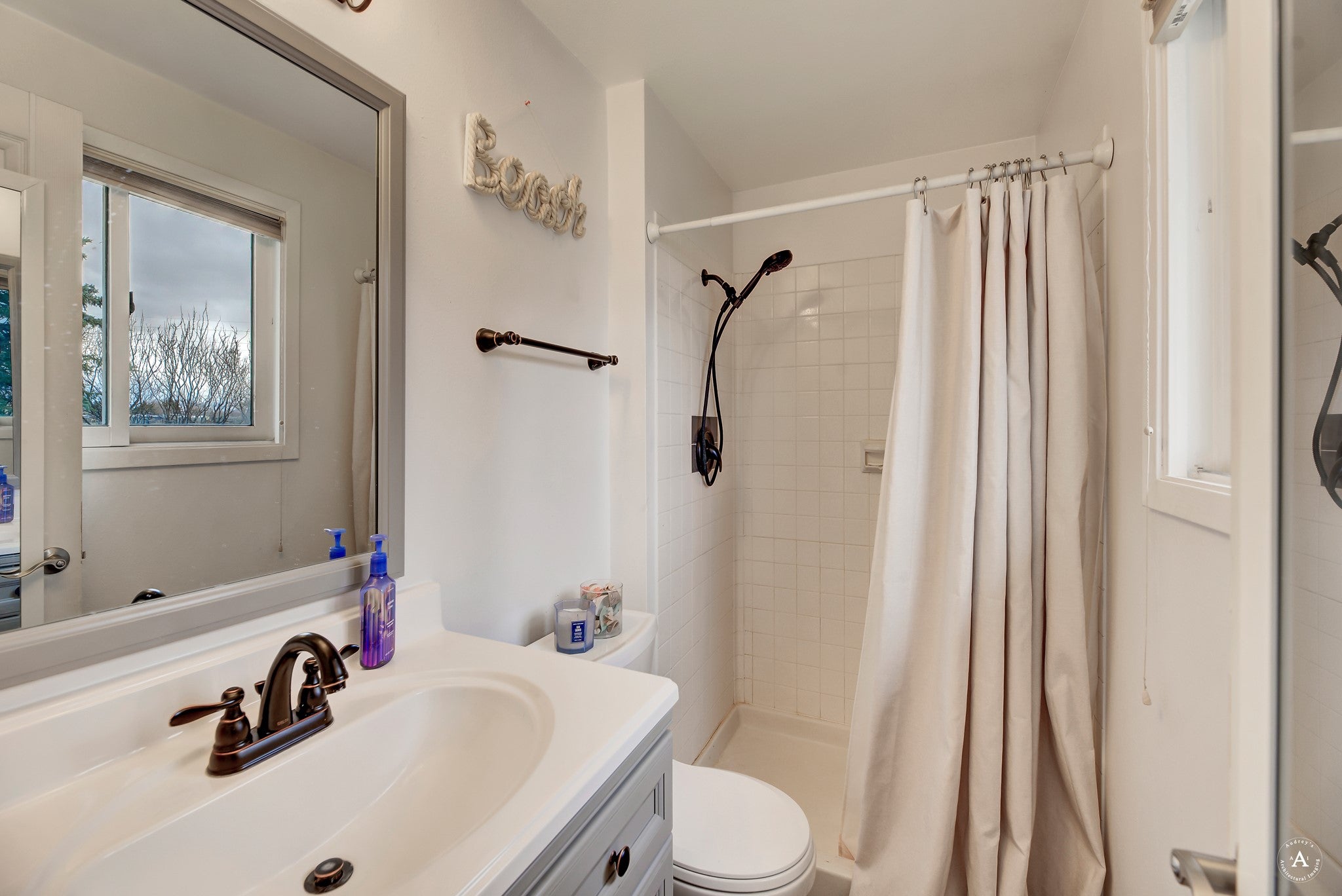 Helena, Montana, 59602, United States, 5 Bedrooms Bedrooms, ,3 BathroomsBathrooms,Residential,For Sale,1752683