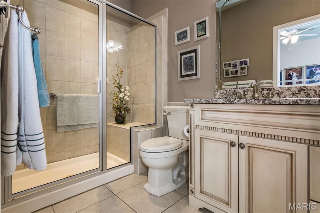 Grafton, Illinois, 62037, United States, 2 Bedrooms Bedrooms, ,2 BathroomsBathrooms,Residential,For Sale,1907573