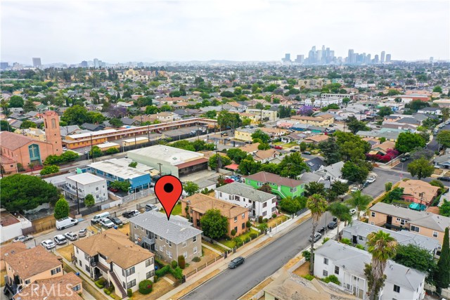 Los Angeles, California, 90018, United States, 8 Bedrooms Bedrooms, ,Residential,For Sale,1878882