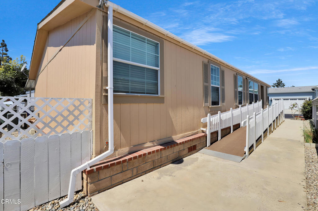 Ventura, California, 93003, United States, 3 Bedrooms Bedrooms, ,2 BathroomsBathrooms,Residential,For Sale,1980962