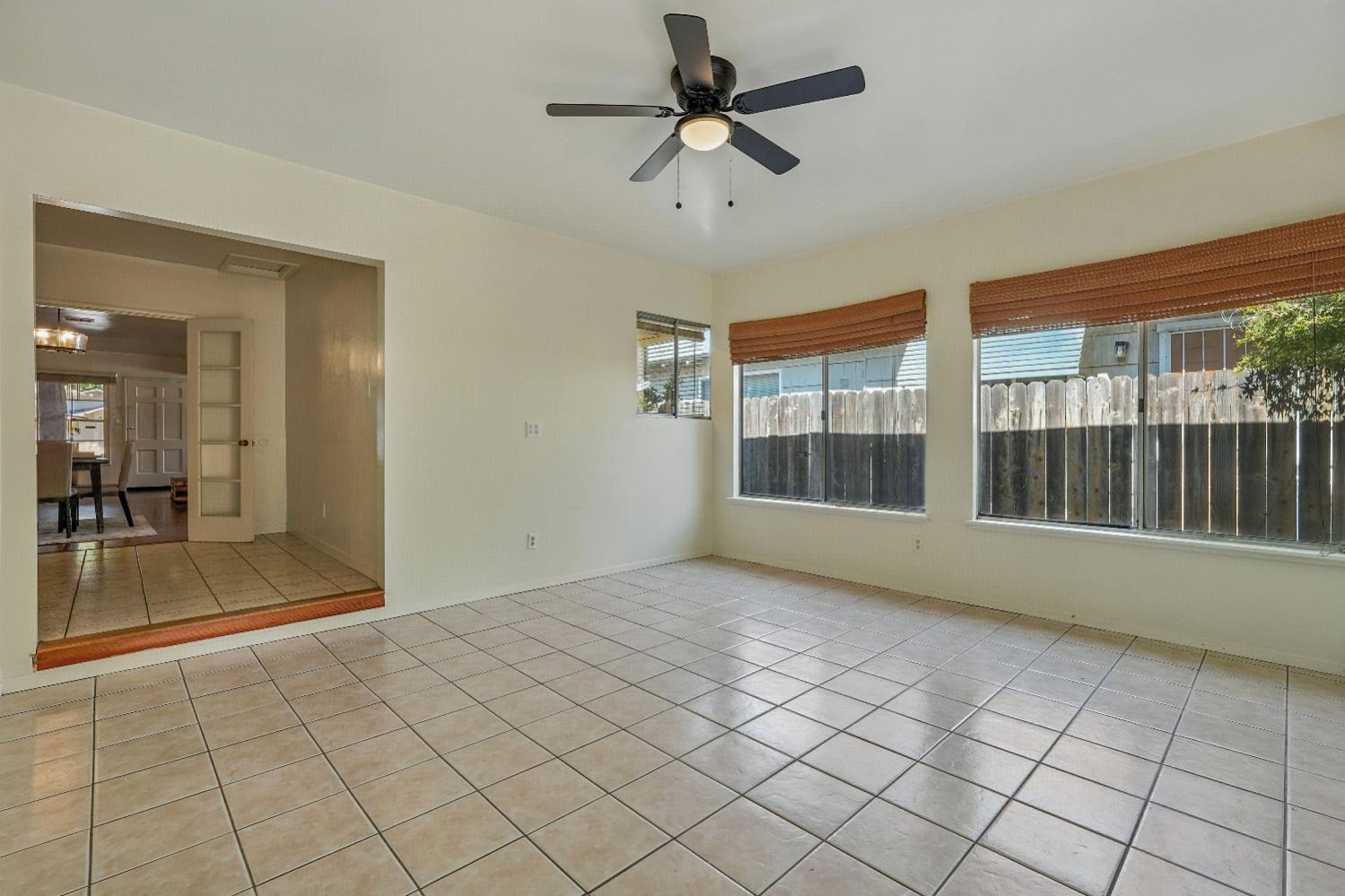 Sacramento, California, 95820, United States, 3 Bedrooms Bedrooms, ,2 BathroomsBathrooms,Residential,For Sale,1940182