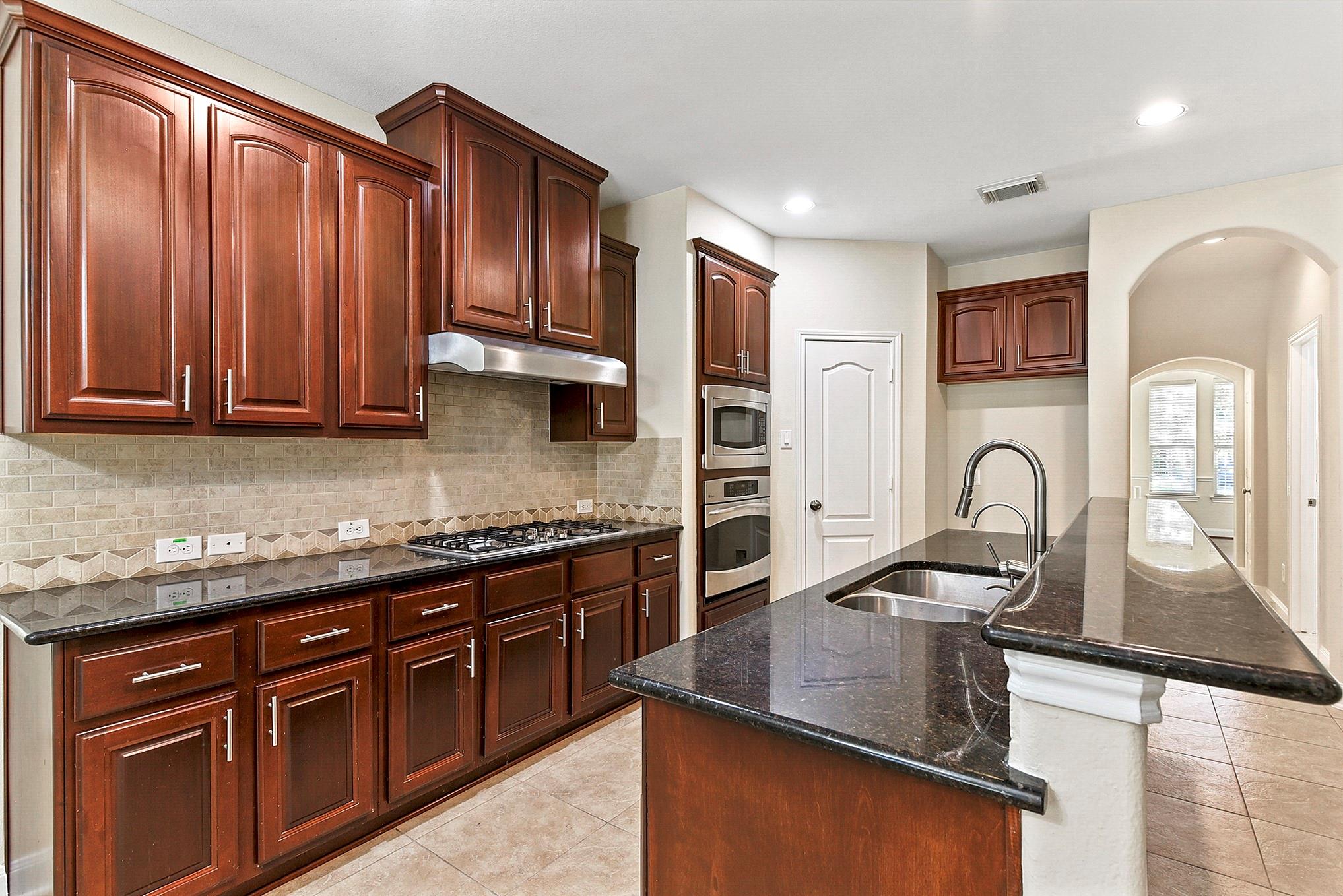 Katy, Texas, 77494, United States, 6 Bedrooms Bedrooms, ,4 BathroomsBathrooms,Residential,For Sale,1986069