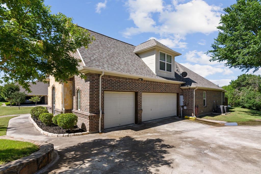 Lakeside, Texas, 76108, United States, 4 Bedrooms Bedrooms, ,3 BathroomsBathrooms,Residential,For Sale,1796738