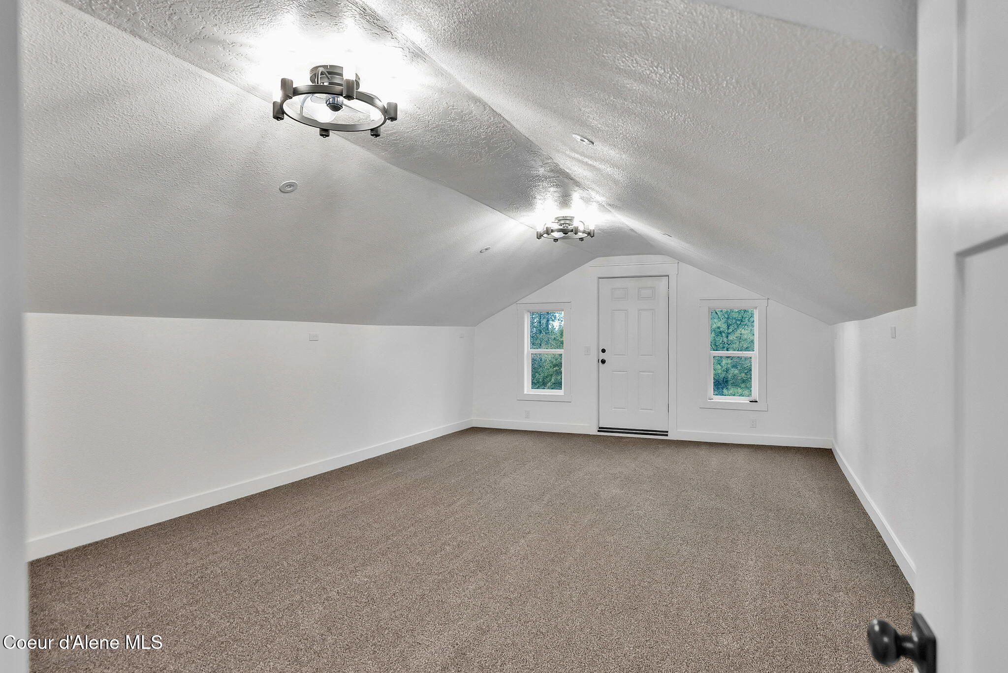 Priest River, Idaho, 83856, United States, 4 Bedrooms Bedrooms, ,2 BathroomsBathrooms,Residential,For Sale,1912359