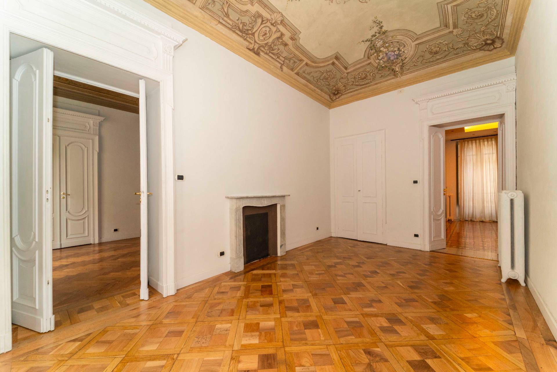 Torino, Torino, 10100, IT, 3 Bedrooms Bedrooms, ,4 BathroomsBathrooms,Residential,For Sale,1989307