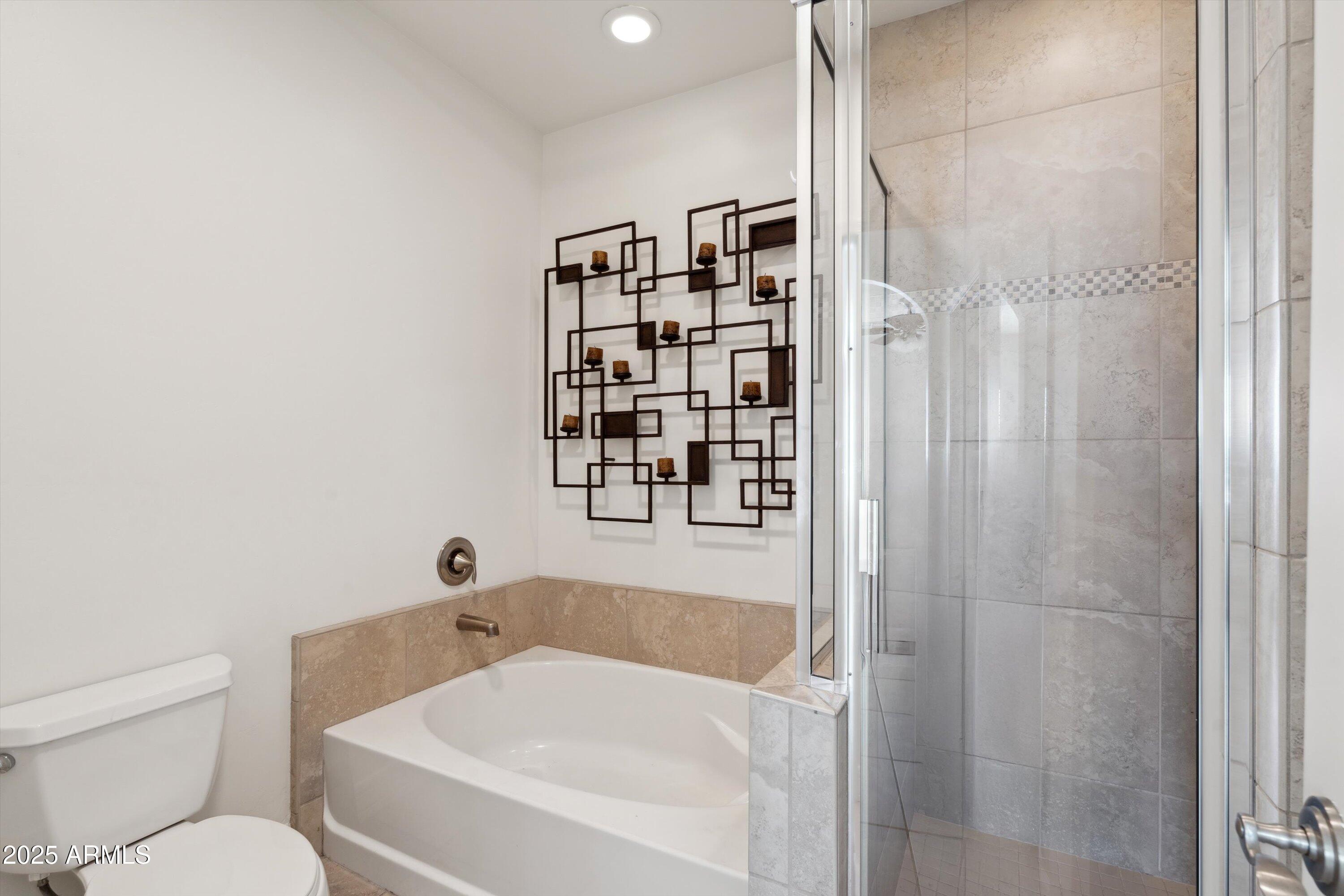 Scottsdale, Arizona, 85260, United States, 3 Bedrooms Bedrooms, ,4 BathroomsBathrooms,Residential,For Sale,2009758