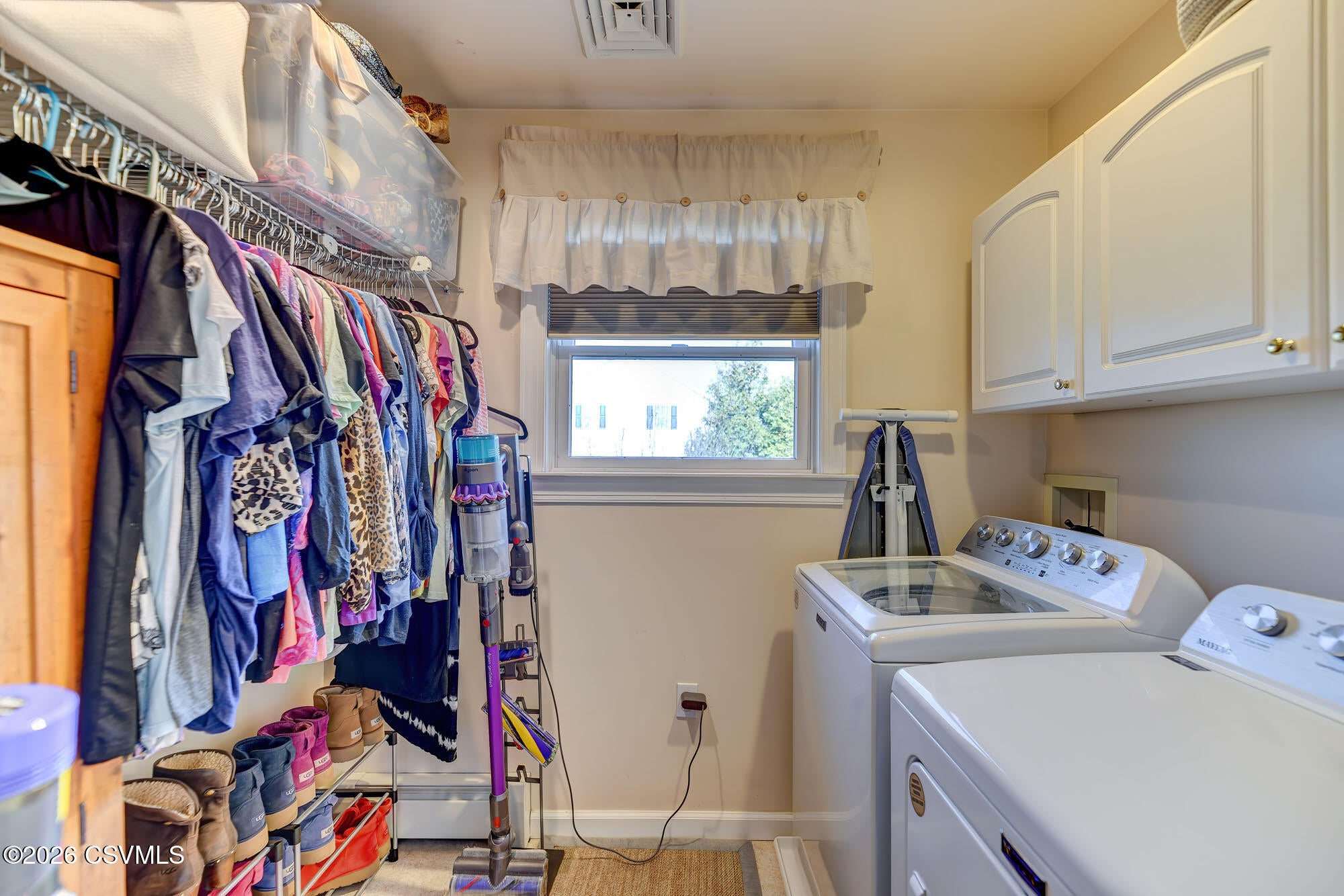 Bloomsburg, Pennsylvania, 17815, United States, 3 Bedrooms Bedrooms, ,4 BathroomsBathrooms,Residential,For Sale,2010041