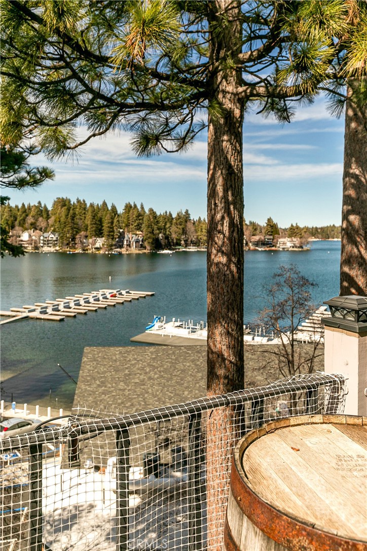 Lake Arrowhead, California, 92352, United States, 3 Bedrooms Bedrooms, ,3 BathroomsBathrooms,Residential,For Sale,1950865