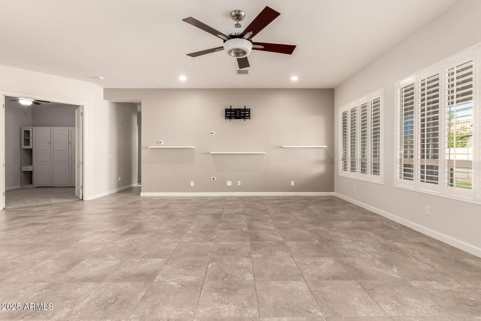 Chandler, Arizona, 85286, United States, 4 Bedrooms Bedrooms, ,Residential,For Sale,1976869