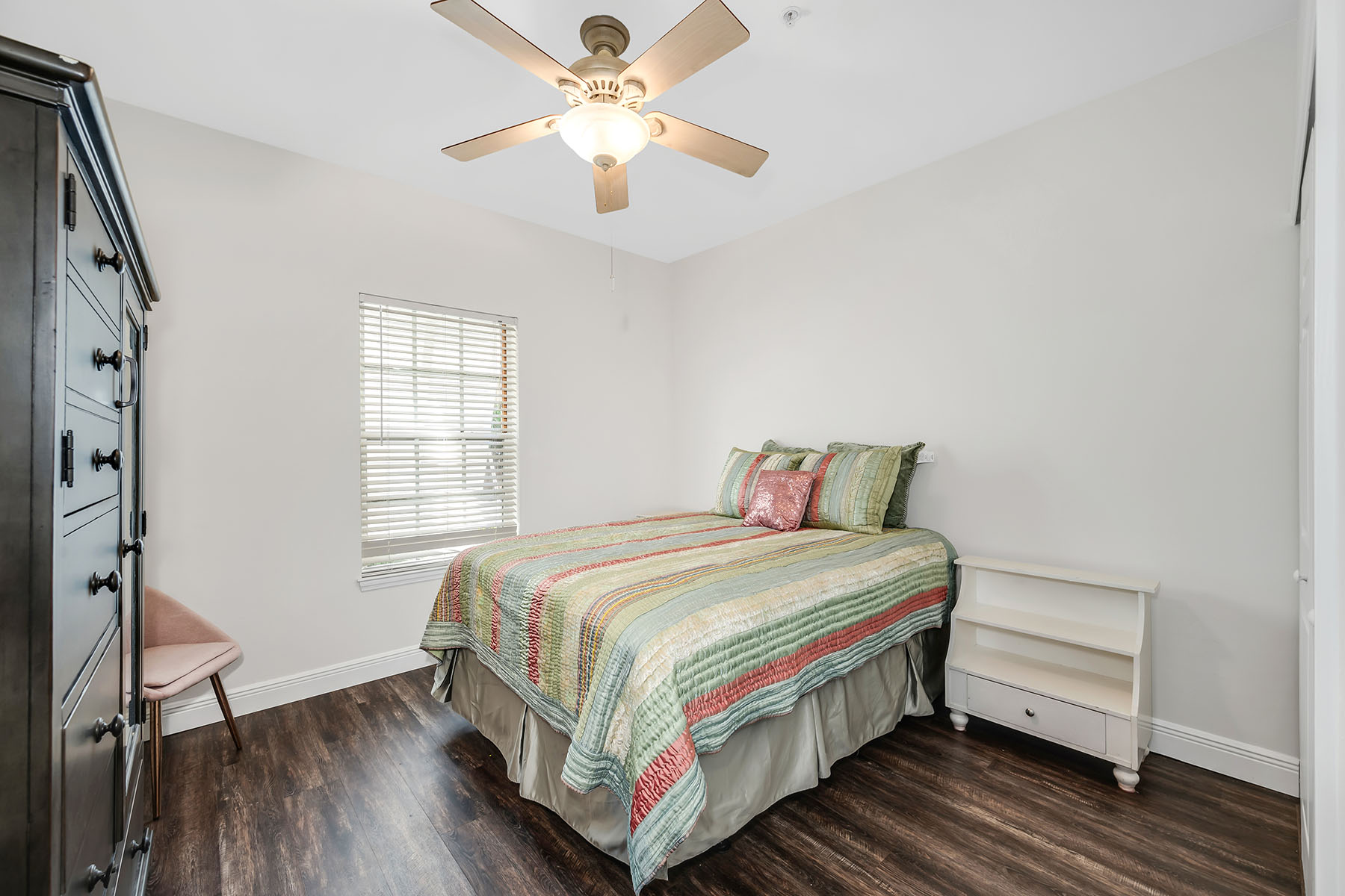  STERLING OAKS - SWEETWATER BAY - 物件實景