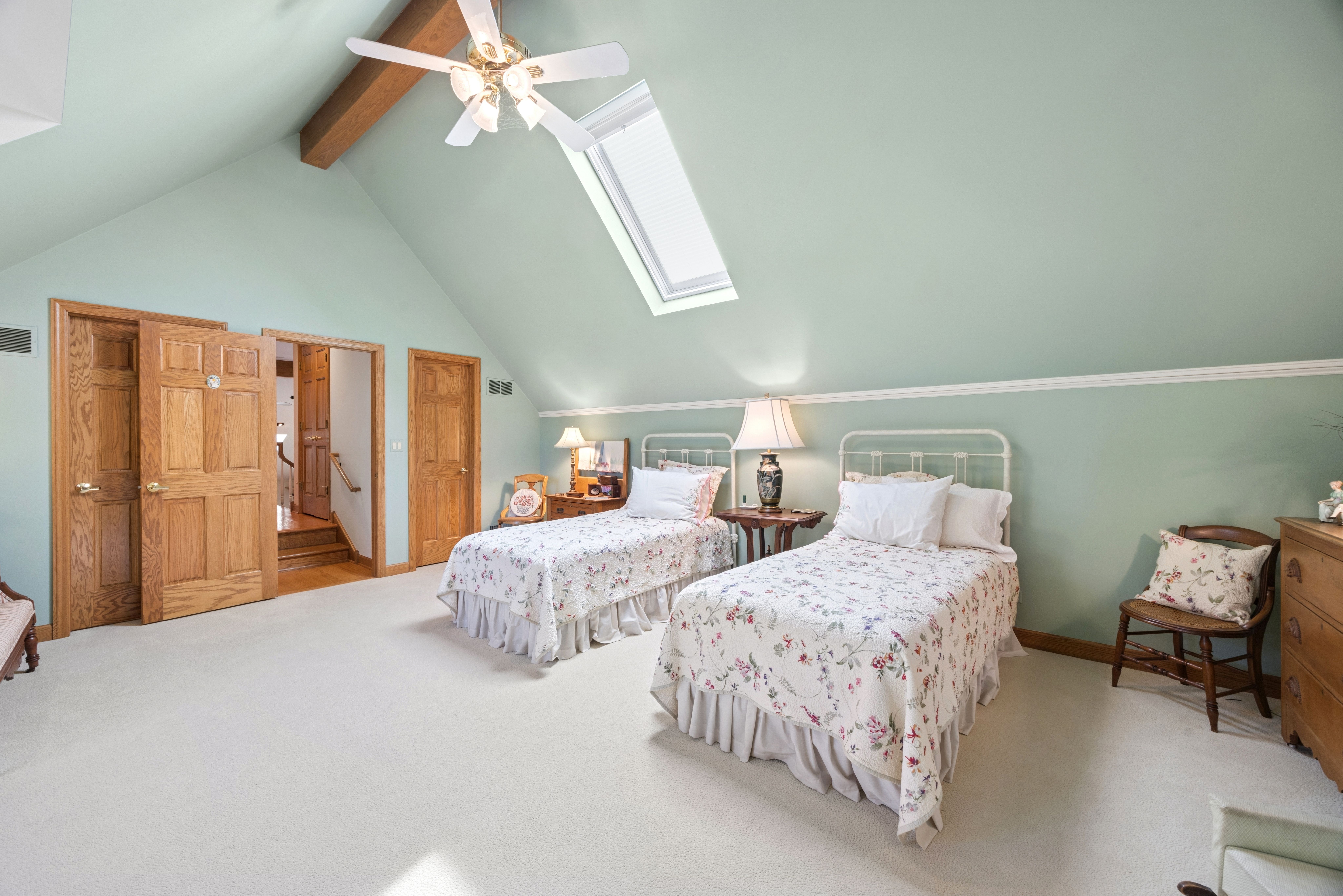  Lovely and Meticulously Maintained Townhome in Desirable Tartan Lakes - 物件實景