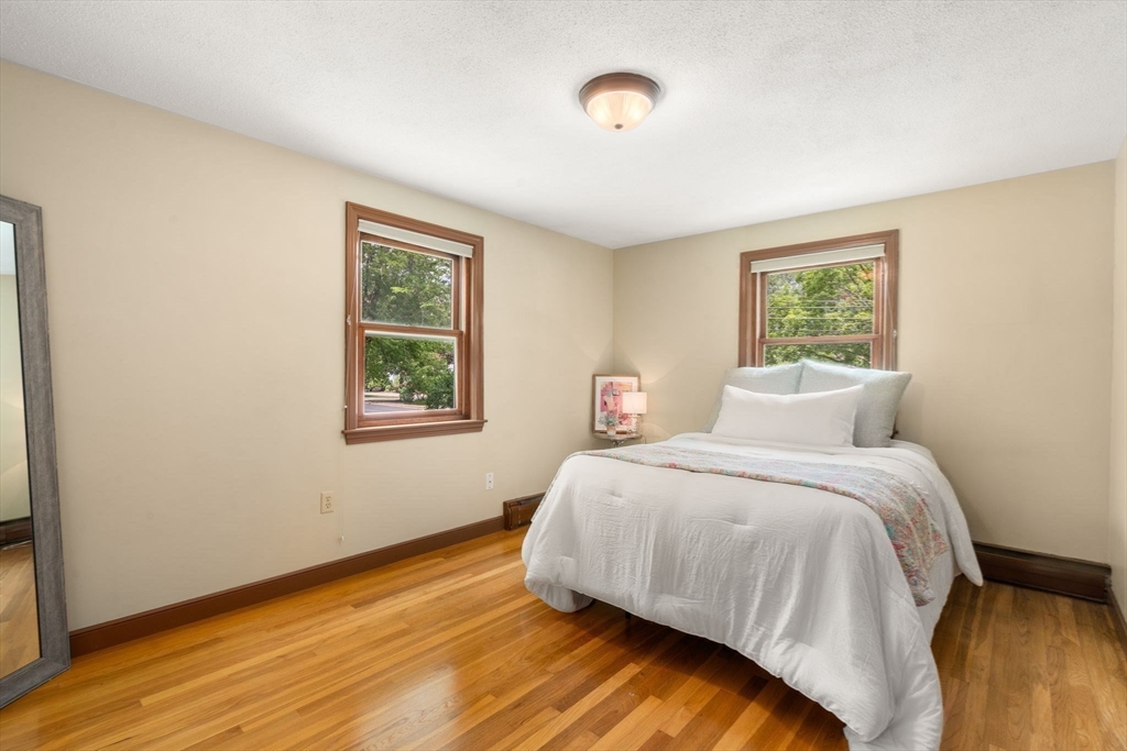 Norwood, Massachusetts, 02062, United States, 3 Bedrooms Bedrooms, ,2 BathroomsBathrooms,Residential,For Sale,1913621