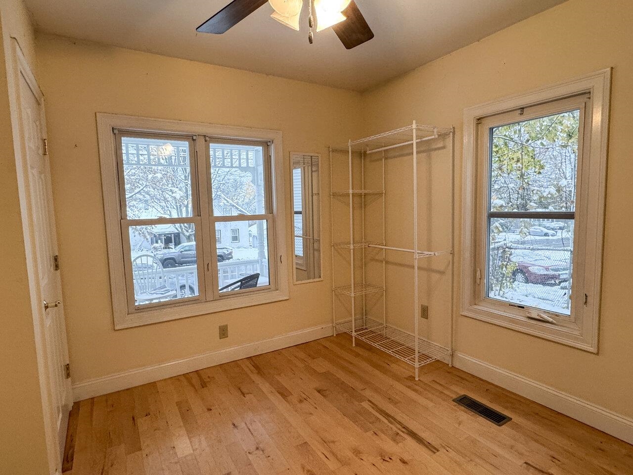 Burlington, Vermont, 05401, United States, ,Residential,For Sale,1990307