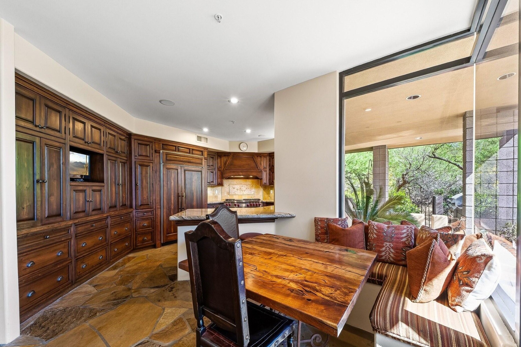  10675 E Fernwood Ln  Scottsdale, AZ - 物件實景