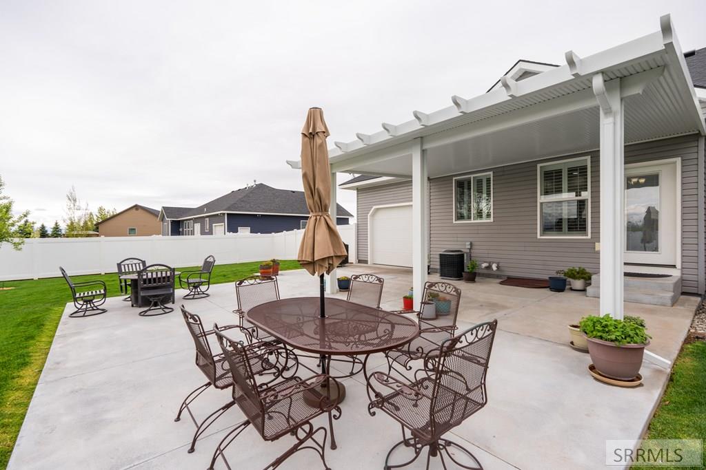 Rigby, Idaho, 83442, United States, 5 Bedrooms Bedrooms, ,3 BathroomsBathrooms,Residential,For Sale,1944948