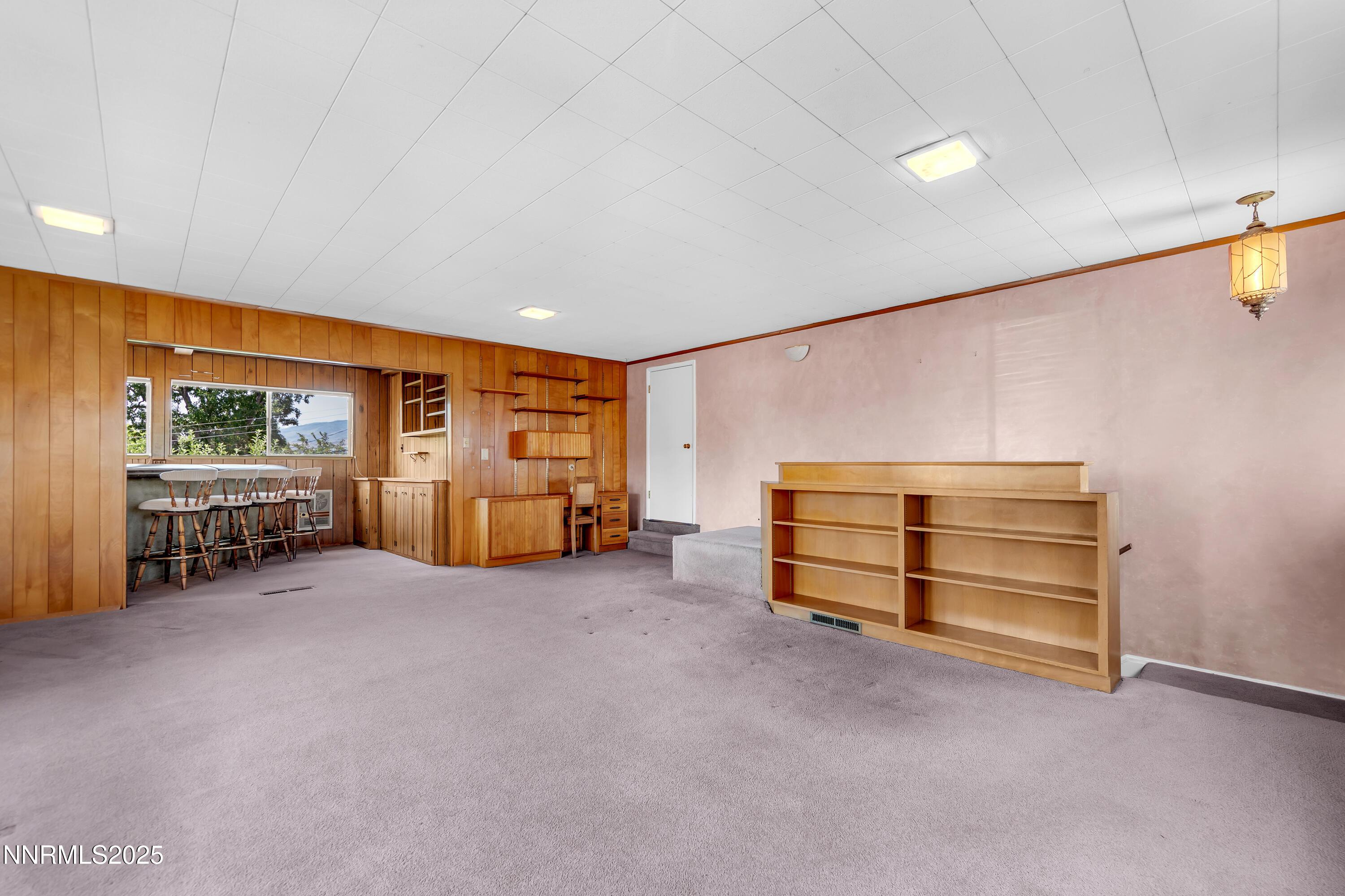 Reno, Nevada, 89503, United States, 4 Bedrooms Bedrooms, ,2 BathroomsBathrooms,Residential,For Sale,1849793