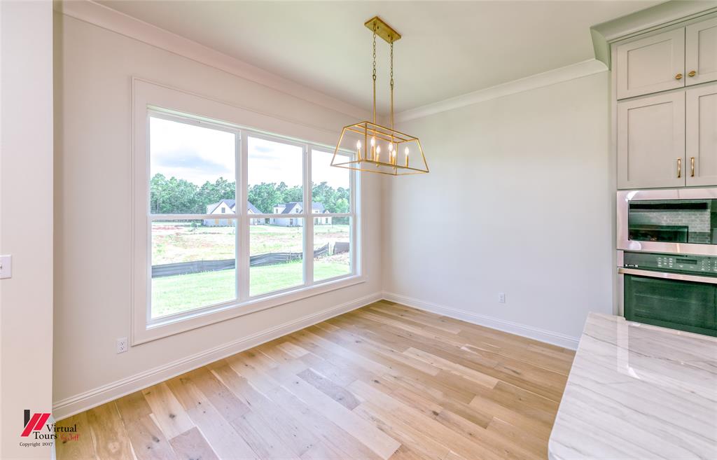 Shreveport, Louisiana, 71106, United States, 5 Bedrooms Bedrooms, ,4 BathroomsBathrooms,Residential,For Sale,1890779