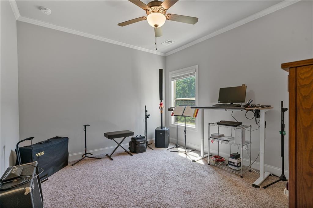 Loganville, Georgia, 30052, United States, 4 Bedrooms Bedrooms, ,3 BathroomsBathrooms,Residential,For Sale,1979401