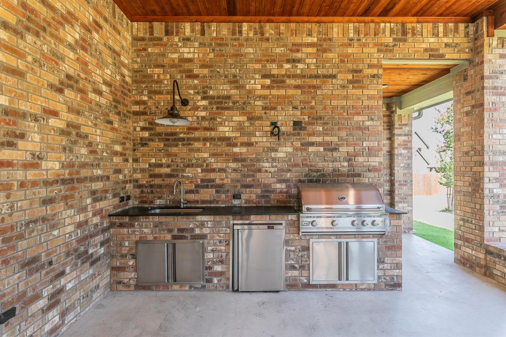Grapevine, Texas, 76051, United States, 3 Bedrooms Bedrooms, ,4 BathroomsBathrooms,Residential,For Sale,1905682