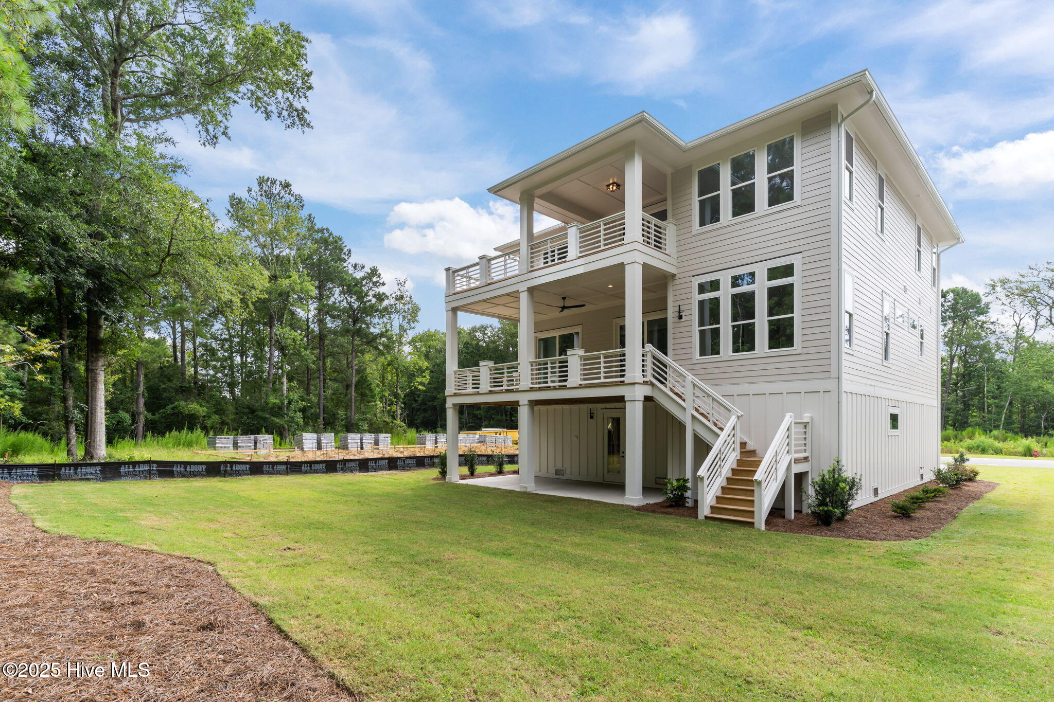 Wilmington, North Carolina, 28411, United States, 4 Bedrooms Bedrooms, ,4 BathroomsBathrooms,Residential,For Sale,2008550
