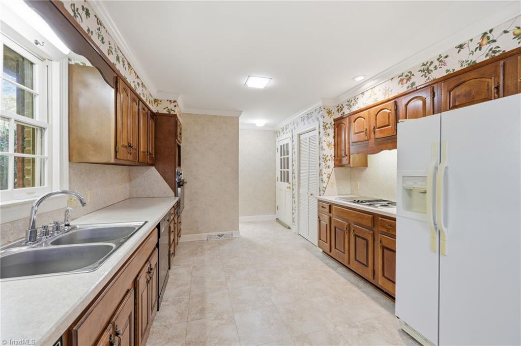 Winston-Salem, North Carolina, 27106, United States, 4 Bedrooms Bedrooms, ,3 BathroomsBathrooms,Residential,For Sale,1970256