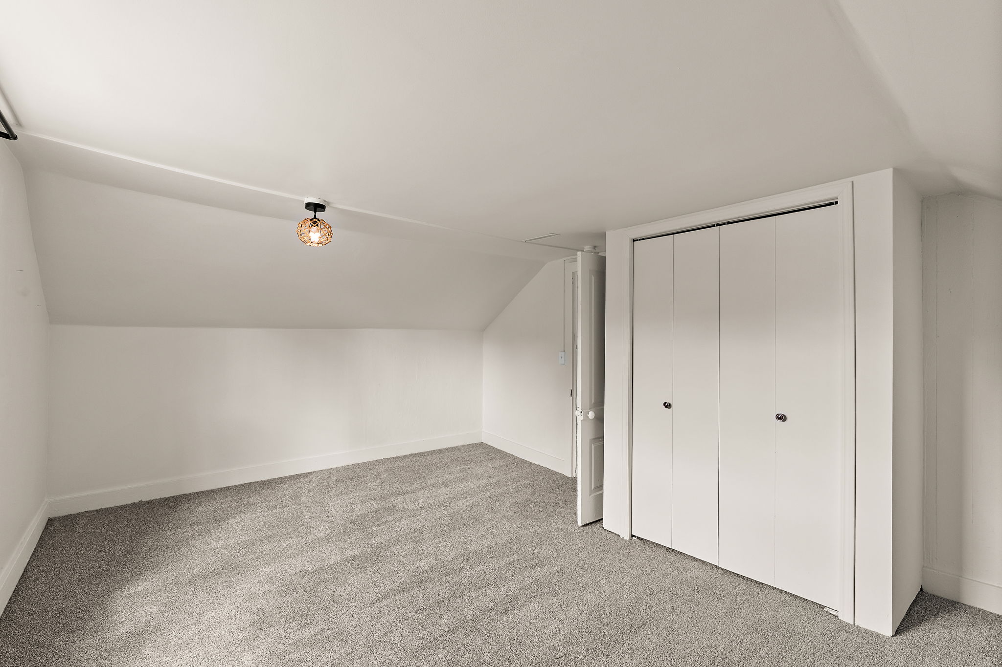  Classic Character Meets Modern Comfort in Hastings - 物件實景
