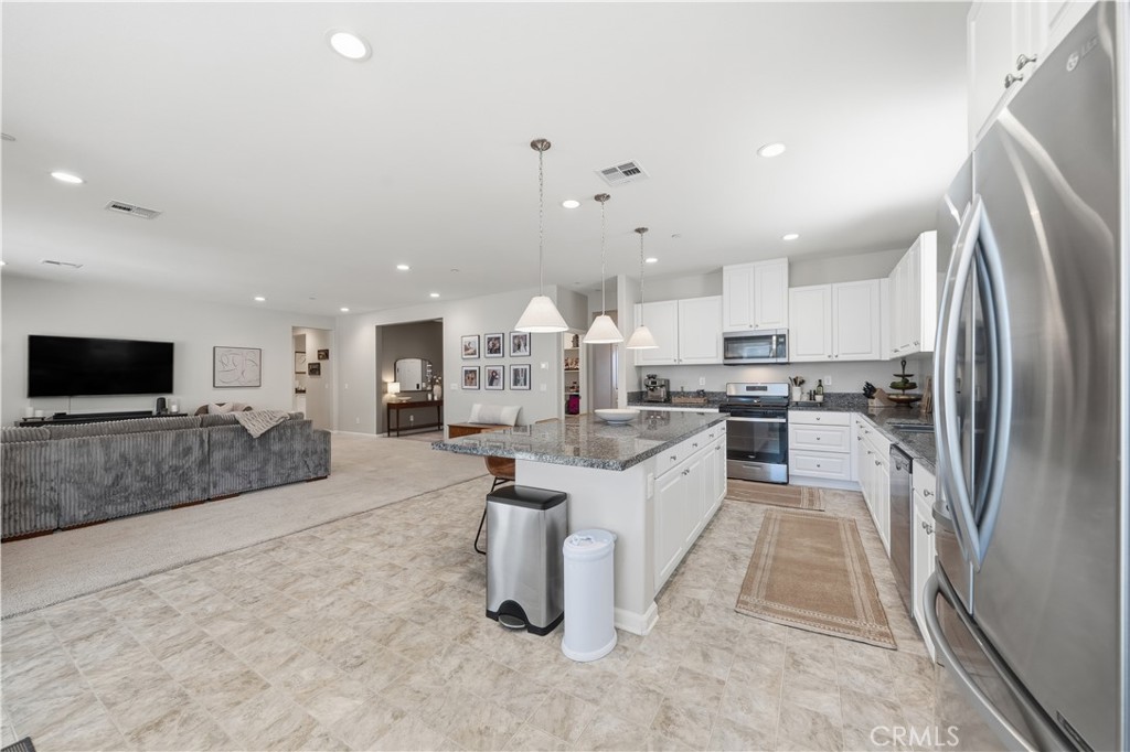 Wildomar, California, 92595, United States, 4 Bedrooms Bedrooms, ,2 BathroomsBathrooms,Residential,For Sale,1980851