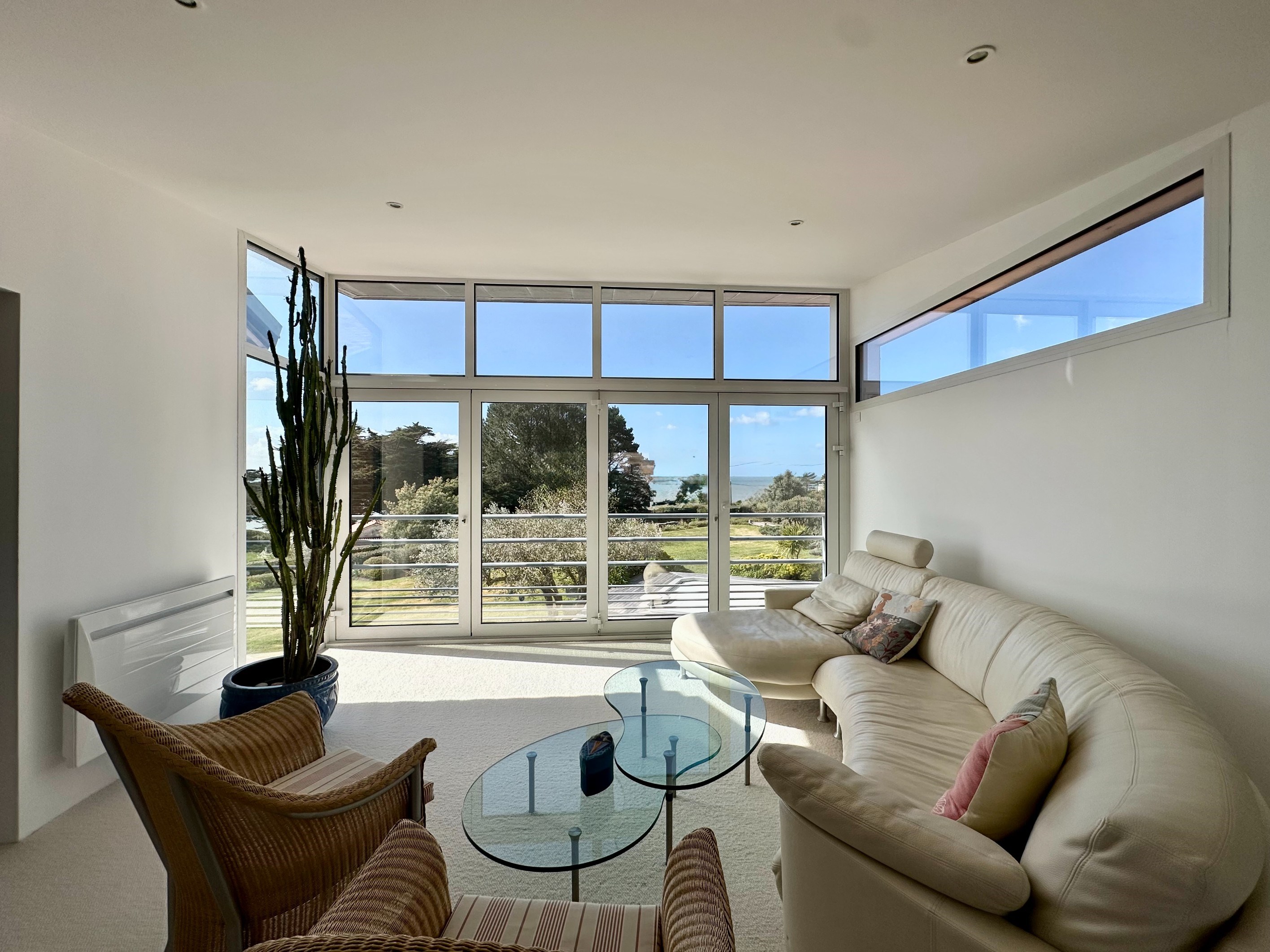  Exceptional Seafront Property – Exclusive Listing - 物件實景