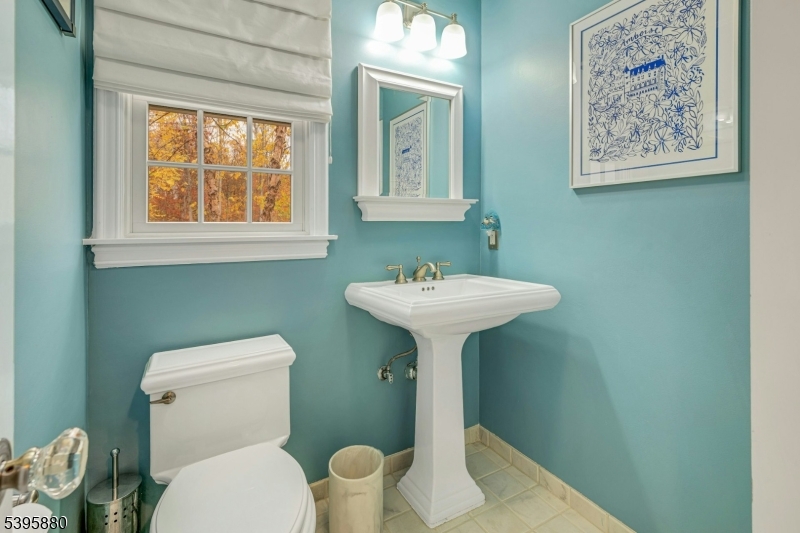 Morris Twp., New Jersey, 07960, United States, 4 Bedrooms Bedrooms, ,4 BathroomsBathrooms,Residential,For Sale,1989461