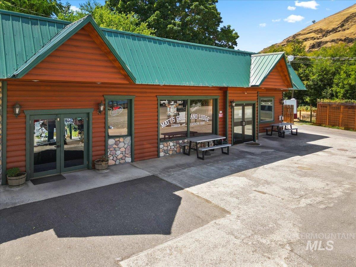 Asotin, Washington, 99402, United States, ,Residential,For Sale,1837718
