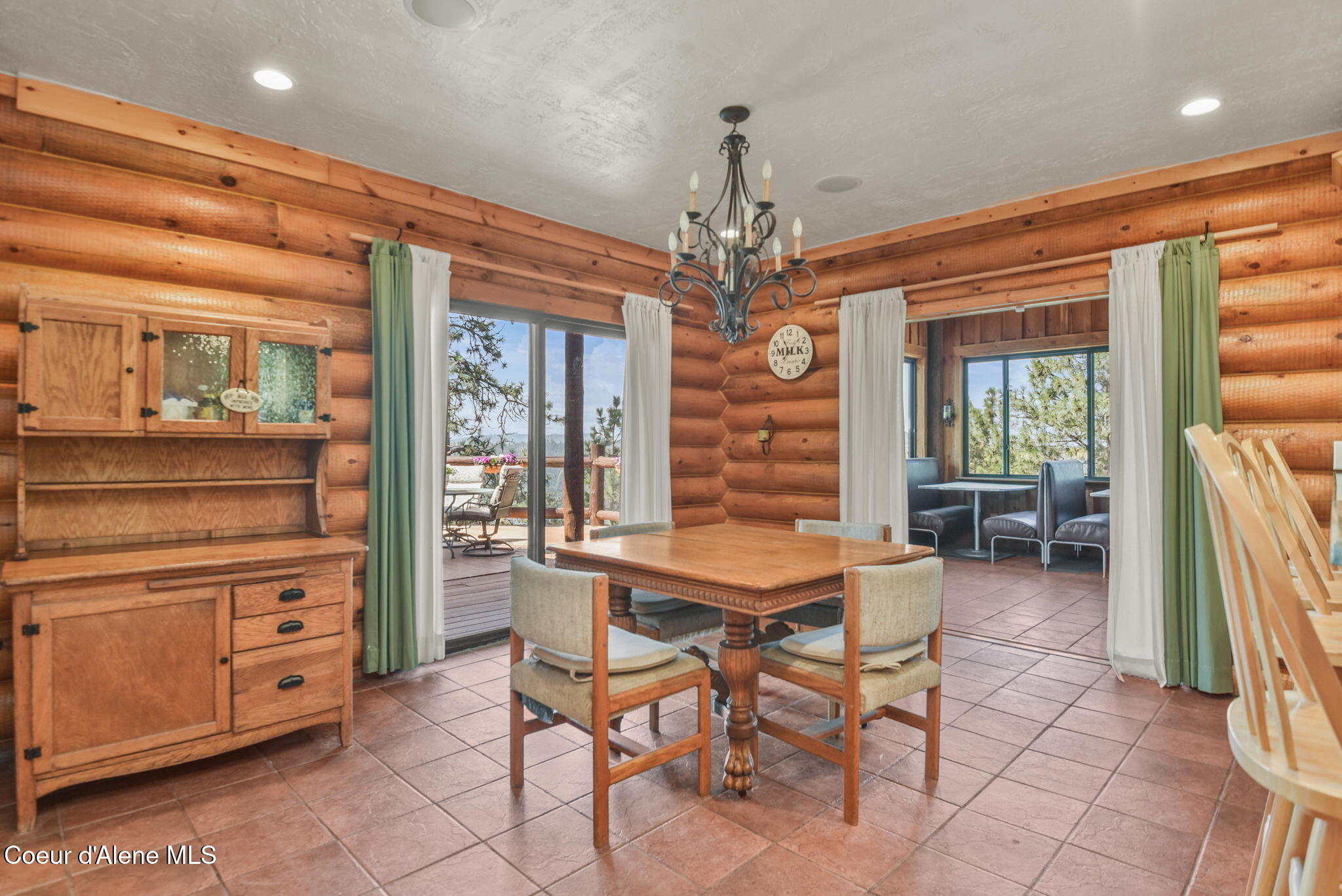 Harrison, Idaho, 83833, United States, 5 Bedrooms Bedrooms, ,4 BathroomsBathrooms,Residential,For Sale,1900572