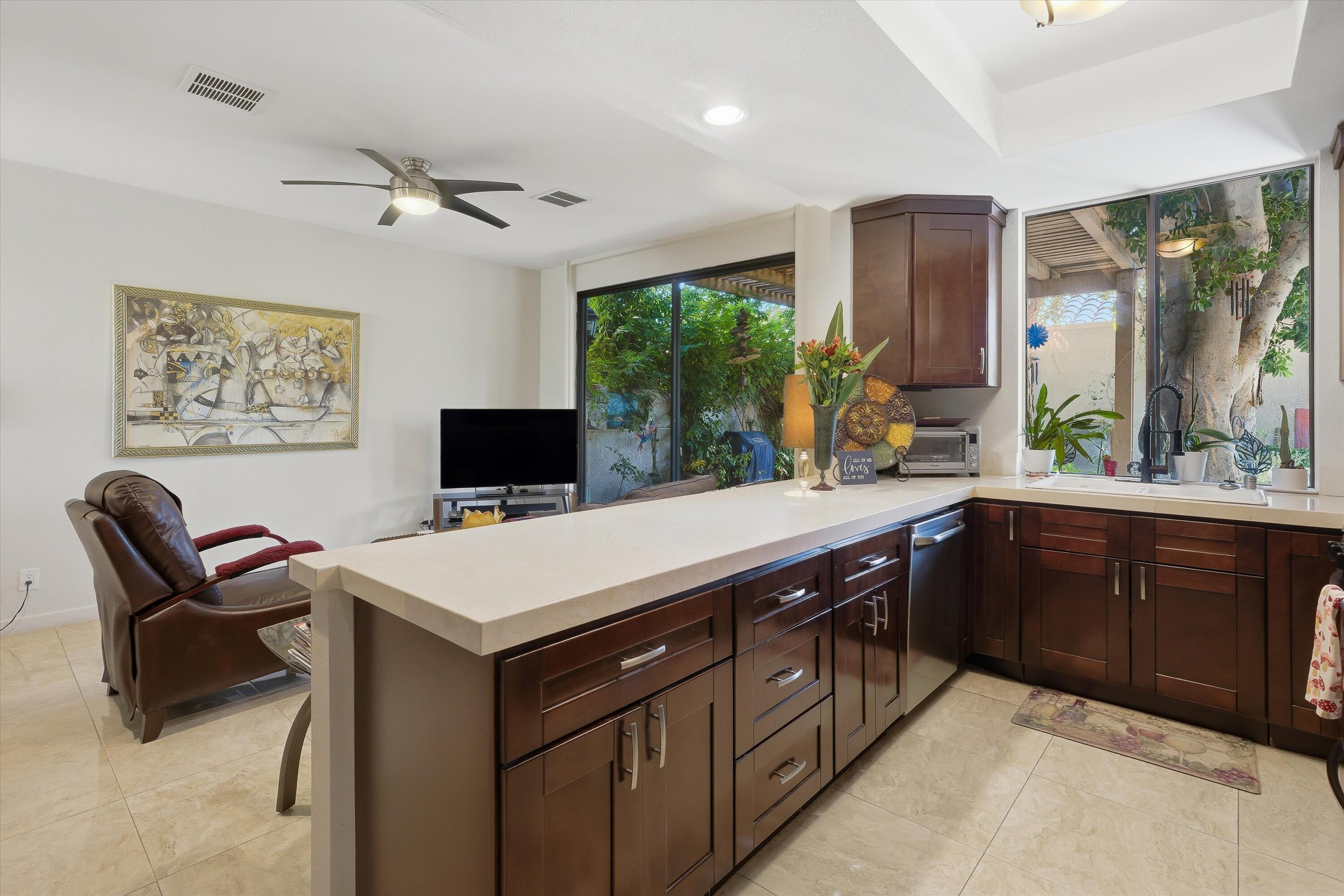 Rancho Mirage, California, 92270, United States, 2 Bedrooms Bedrooms, ,2 BathroomsBathrooms,Residential,For Sale,1993377