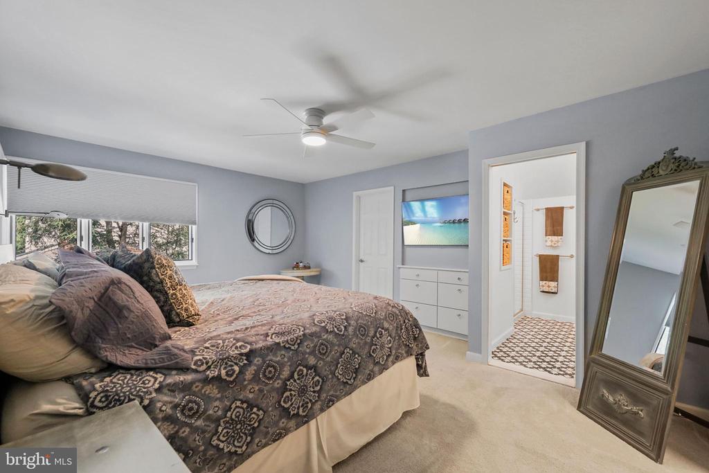 Medford, New Jersey, 08055, United States, 4 Bedrooms Bedrooms, ,3 BathroomsBathrooms,Residential,For Sale,1922039