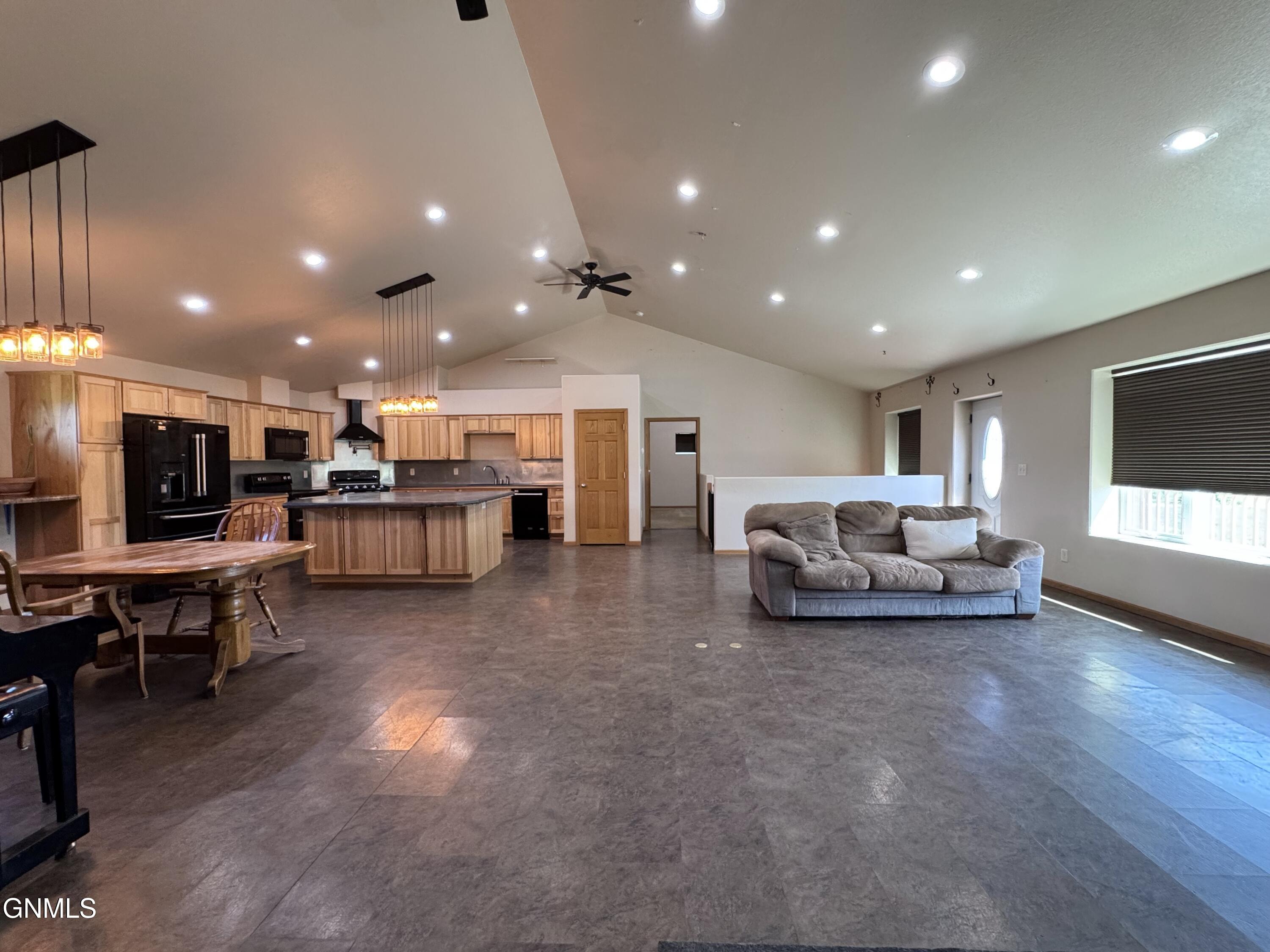 New Salem, North Dakota, 58563, United States, 7 Bedrooms Bedrooms, ,1 BathroomBathrooms,Residential,For Sale,1904775