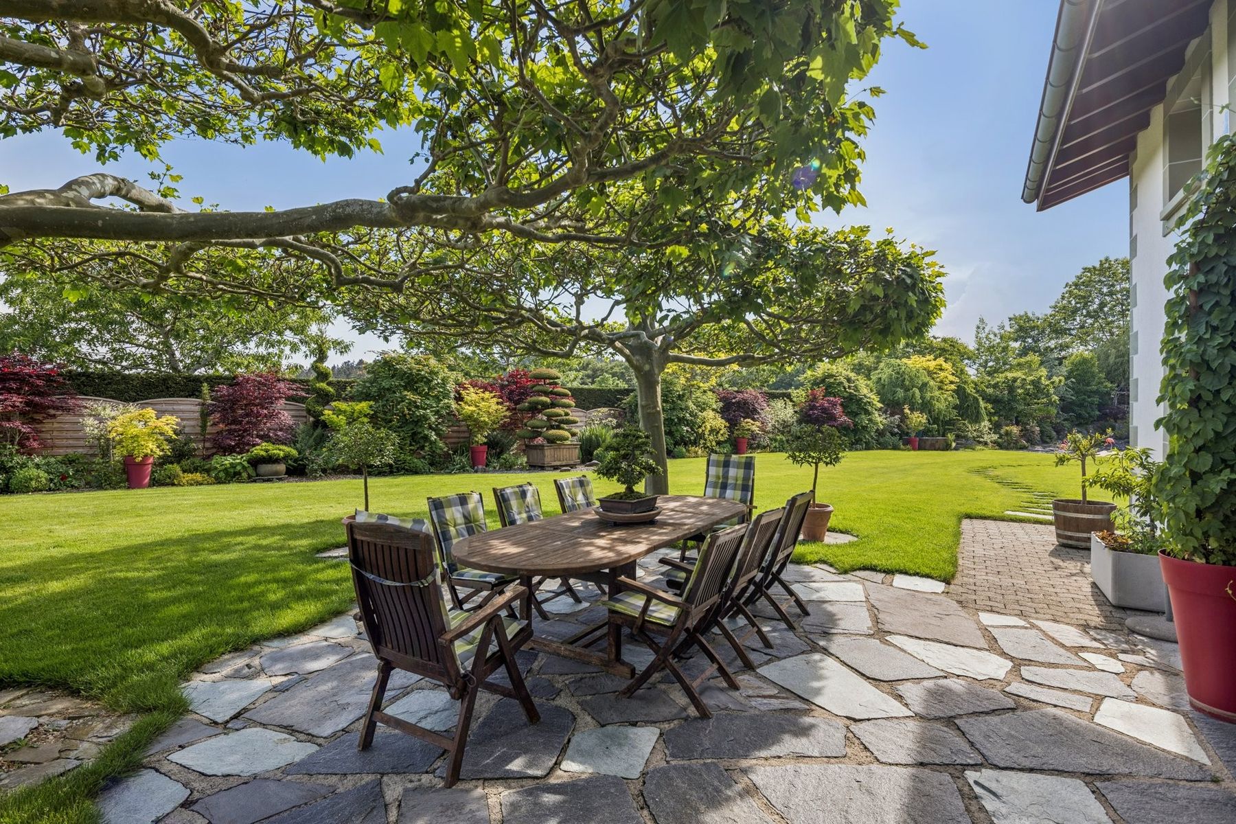  Exceptional 8-room residence with wooded grounds and swimming pool in Montprevey - 物件實景