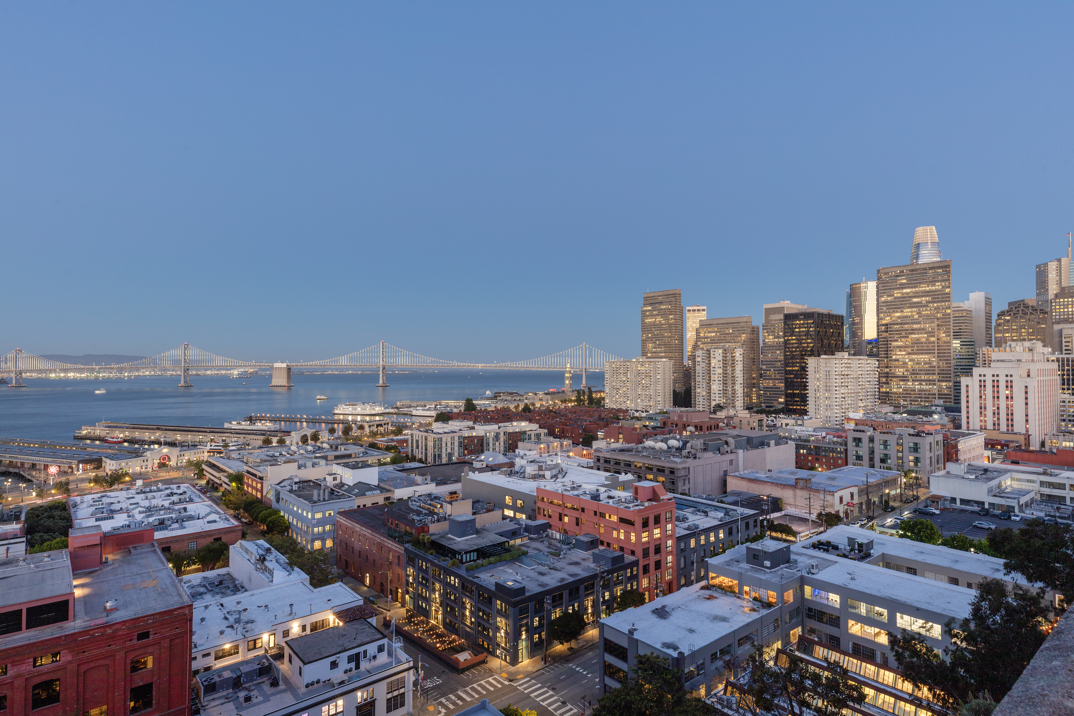  Jewel Box Home with Bridge Bay Views - 物件實景