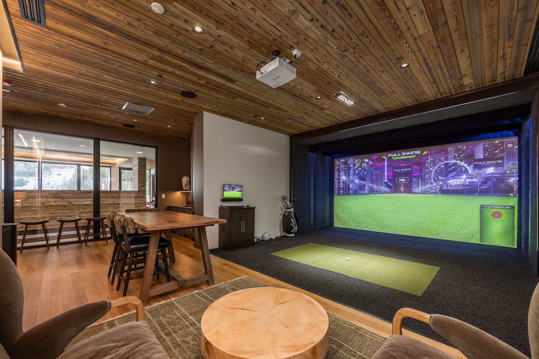  Furnished 5-bedroom Penthouse at Founder