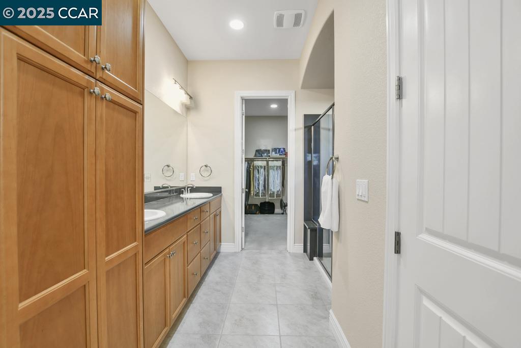 Brentwood, California, 94513, United States, 2 Bedrooms Bedrooms, ,2 BathroomsBathrooms,Residential,For Sale,1837738