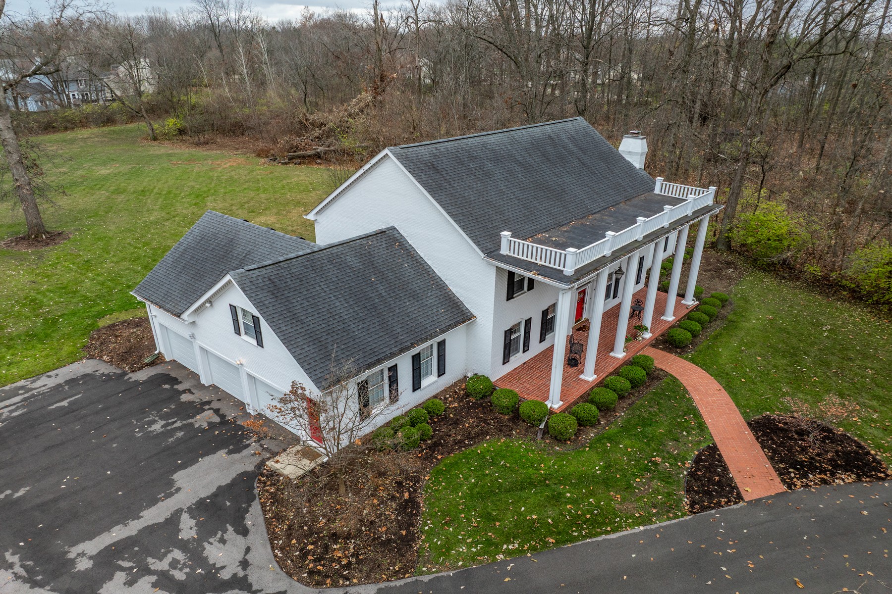  Iconic Colonial 5 Bedroom Estate - 物件實景