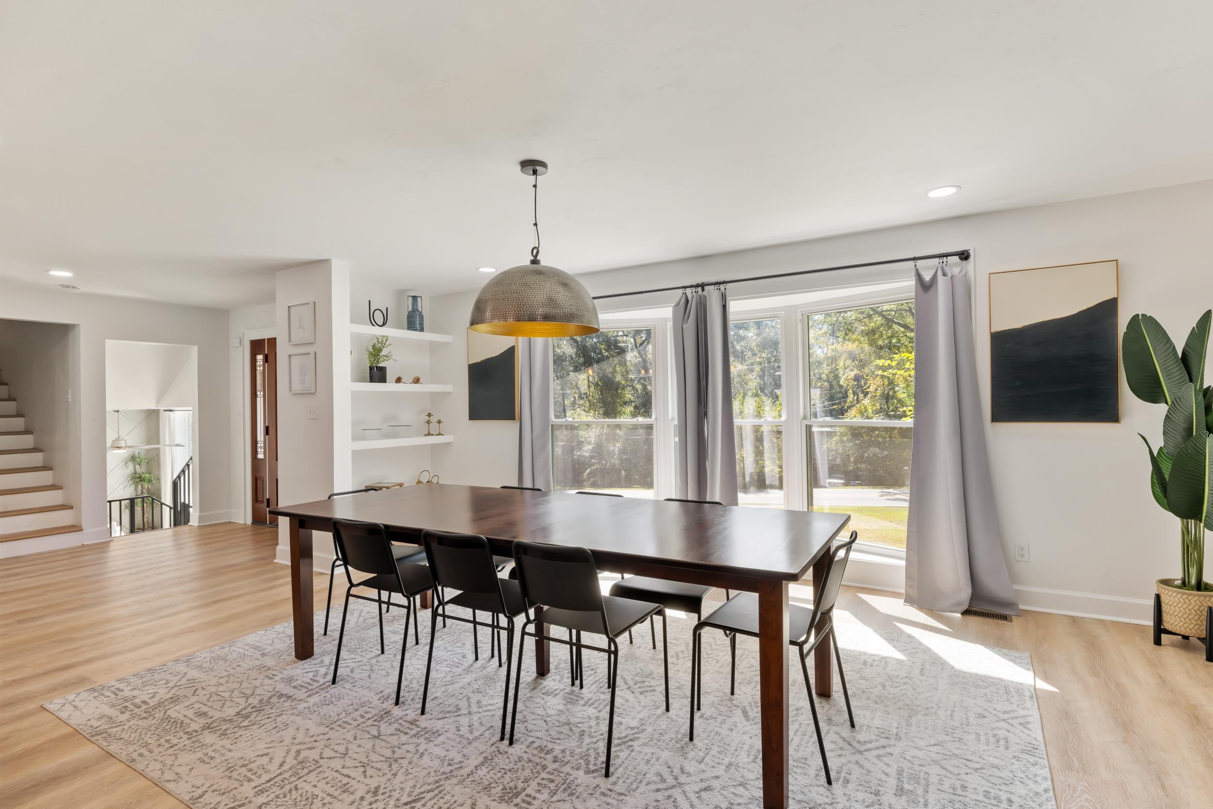 Tallahassee, Florida, 32308, United States, 5 Bedrooms Bedrooms, ,5 BathroomsBathrooms,Residential,For Sale,1908913
