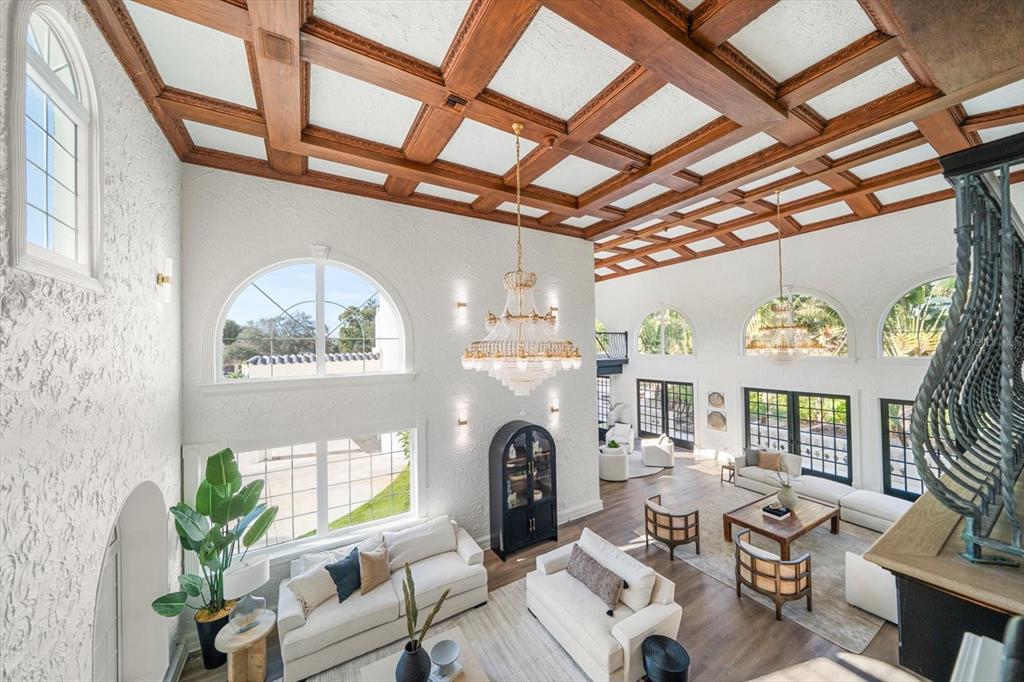 St Petersburg, Florida, 33707, United States, 5 Bedrooms Bedrooms, ,9 BathroomsBathrooms,Residential,For Sale,2000985