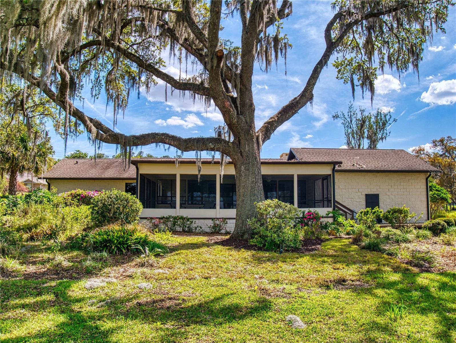 OCALA, Florida, 34482, United States, 3 Bedrooms Bedrooms, ,2 BathroomsBathrooms,Residential,For Sale,1738687