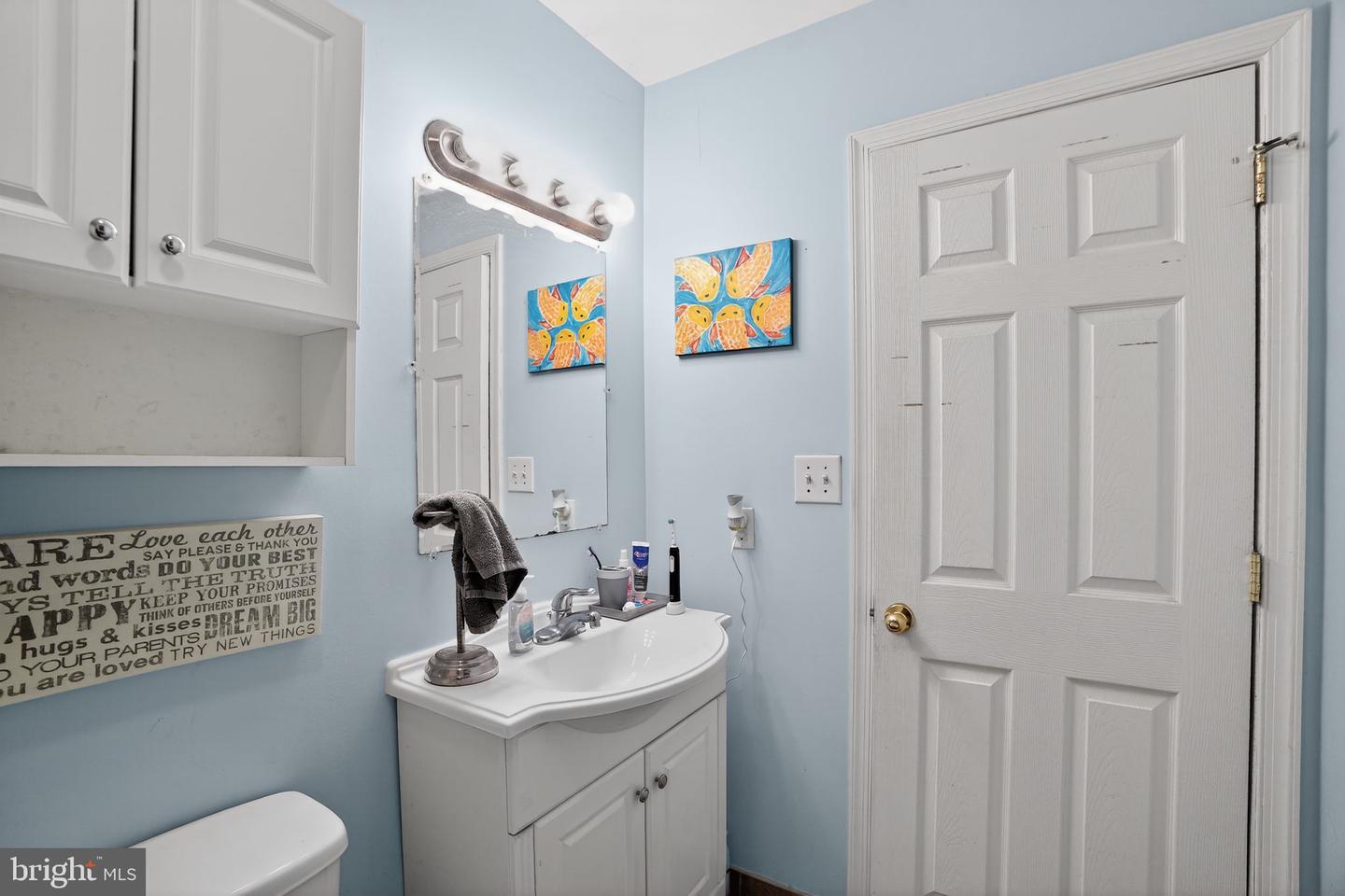 Haddon Township, New Jersey, 08033, United States, 4 Bedrooms Bedrooms, ,3 BathroomsBathrooms,Residential,For Sale,2003040