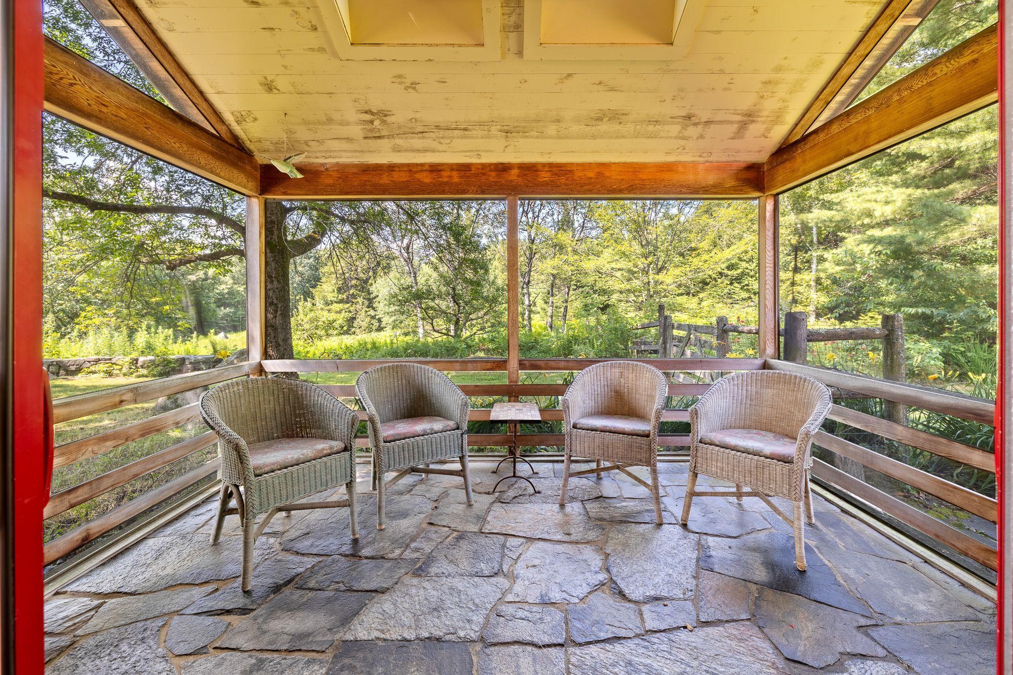 Orford, New Hampshire, 03777, United States, 3 Bedrooms Bedrooms, ,3 BathroomsBathrooms,Residential,For Sale,1908853