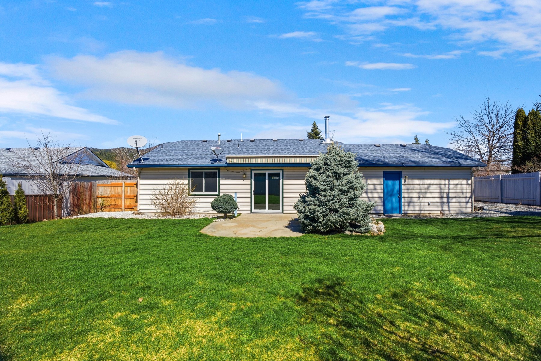  Single-Level Living with Key Updates - 物件實景