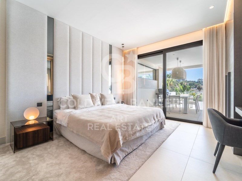 Marbella, Andalusia, ES, 3 Bedrooms Bedrooms, ,3 BathroomsBathrooms,Residential,For Sale,1906973