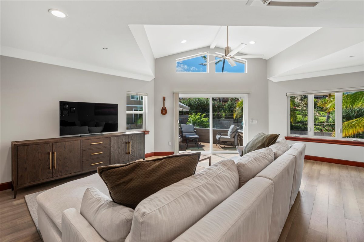 Kihei, Hawaii, 96753, United States, 2 Bedrooms Bedrooms, ,2 BathroomsBathrooms,Residential,For Sale,1977568