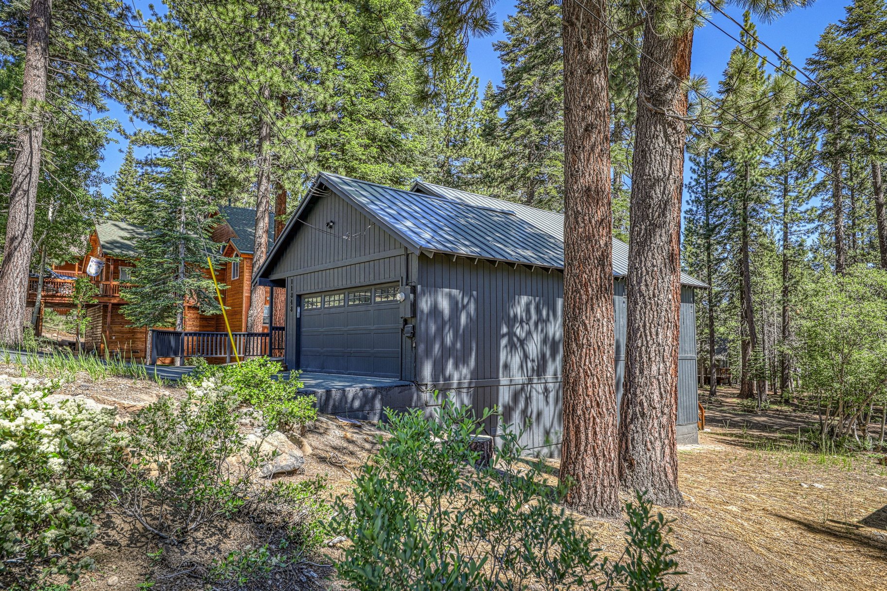  DESIRABLE TAHOE DONNER LOCATION - 物件實景
